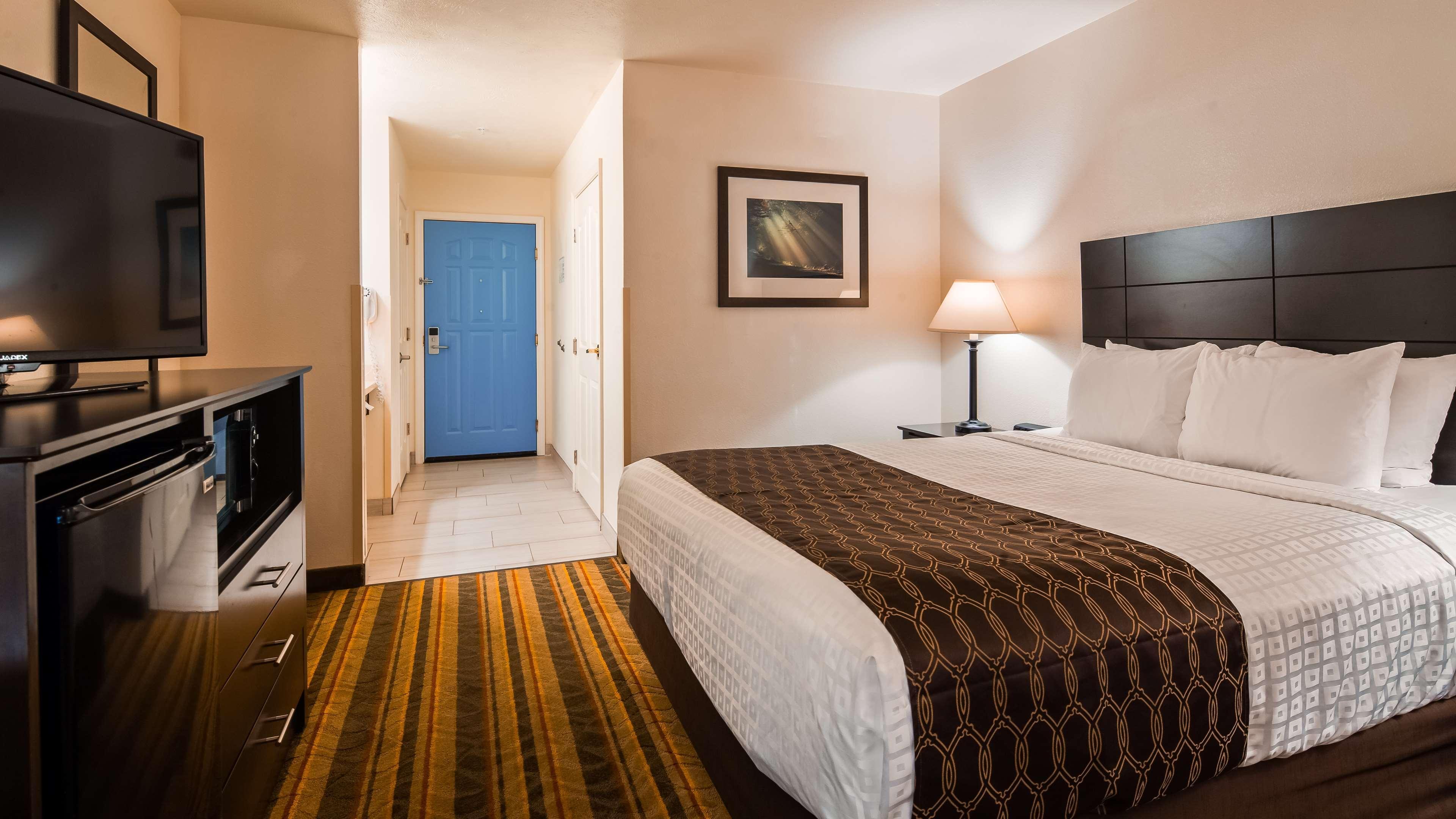 Best Western Visalia Hotel Екстер'єр фото