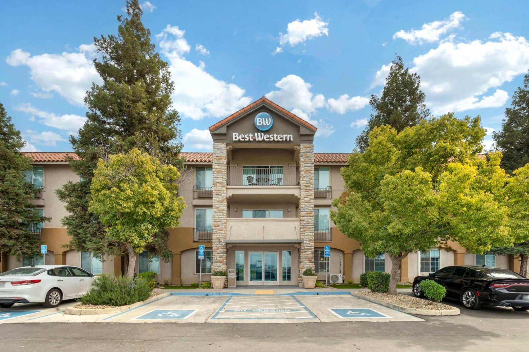 Best Western Visalia Hotel Екстер'єр фото
