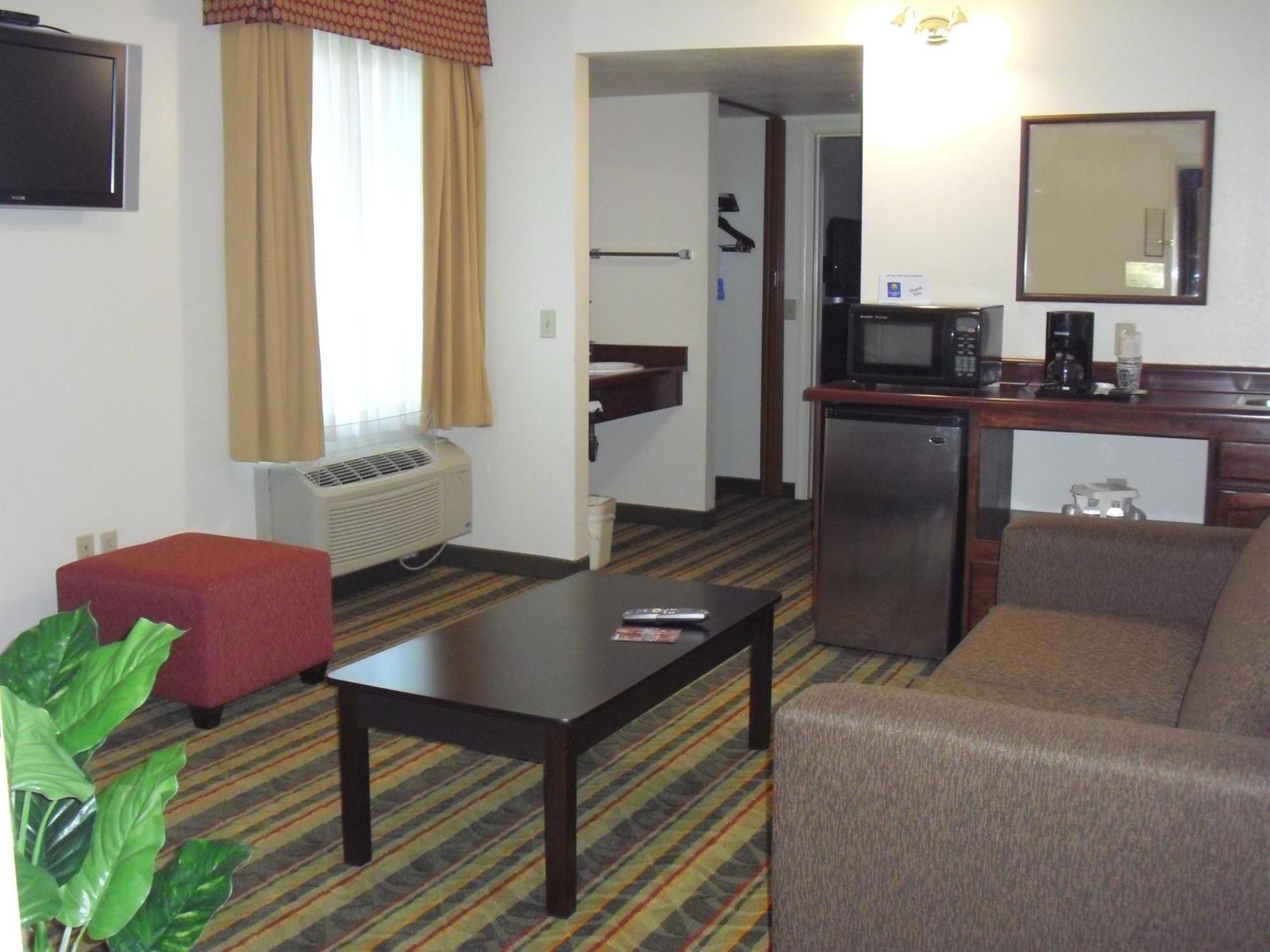 Best Western Visalia Hotel Екстер'єр фото
